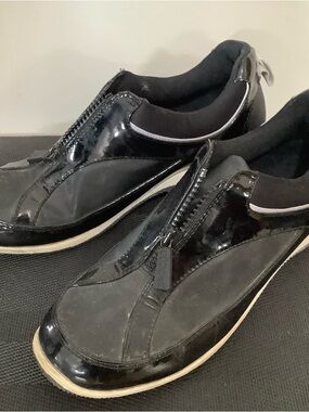 COUGAR:  Black Sneakers